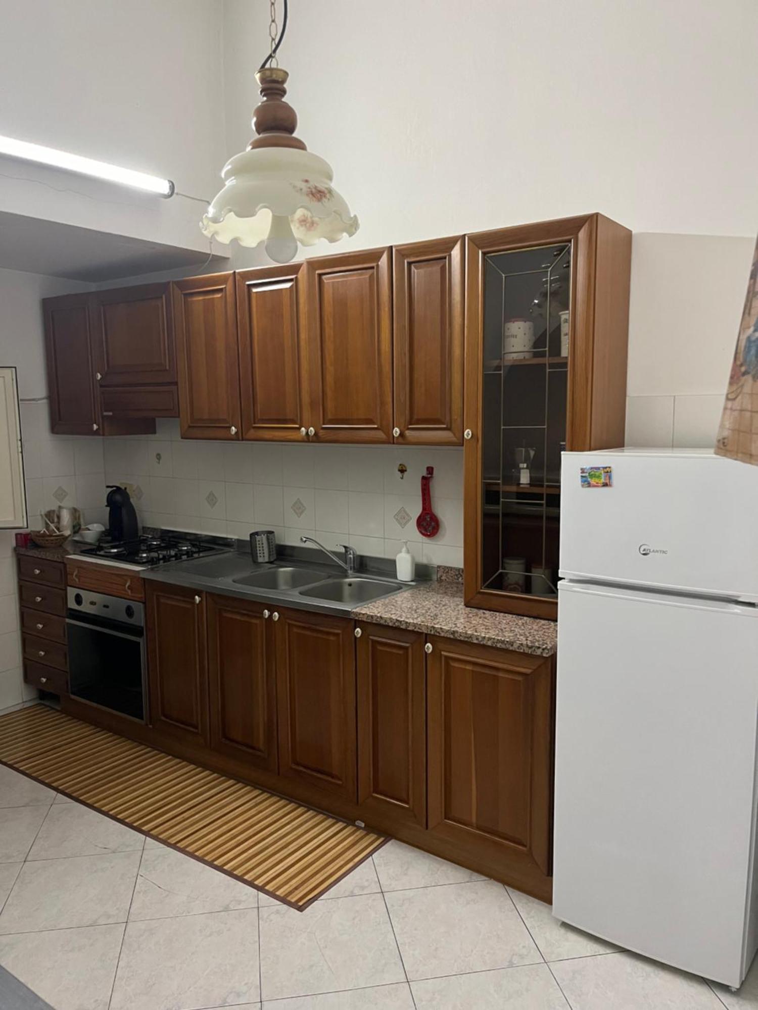 Apartment For 2 In Catania, B&B Le Voci Del Mercato Екстериор снимка