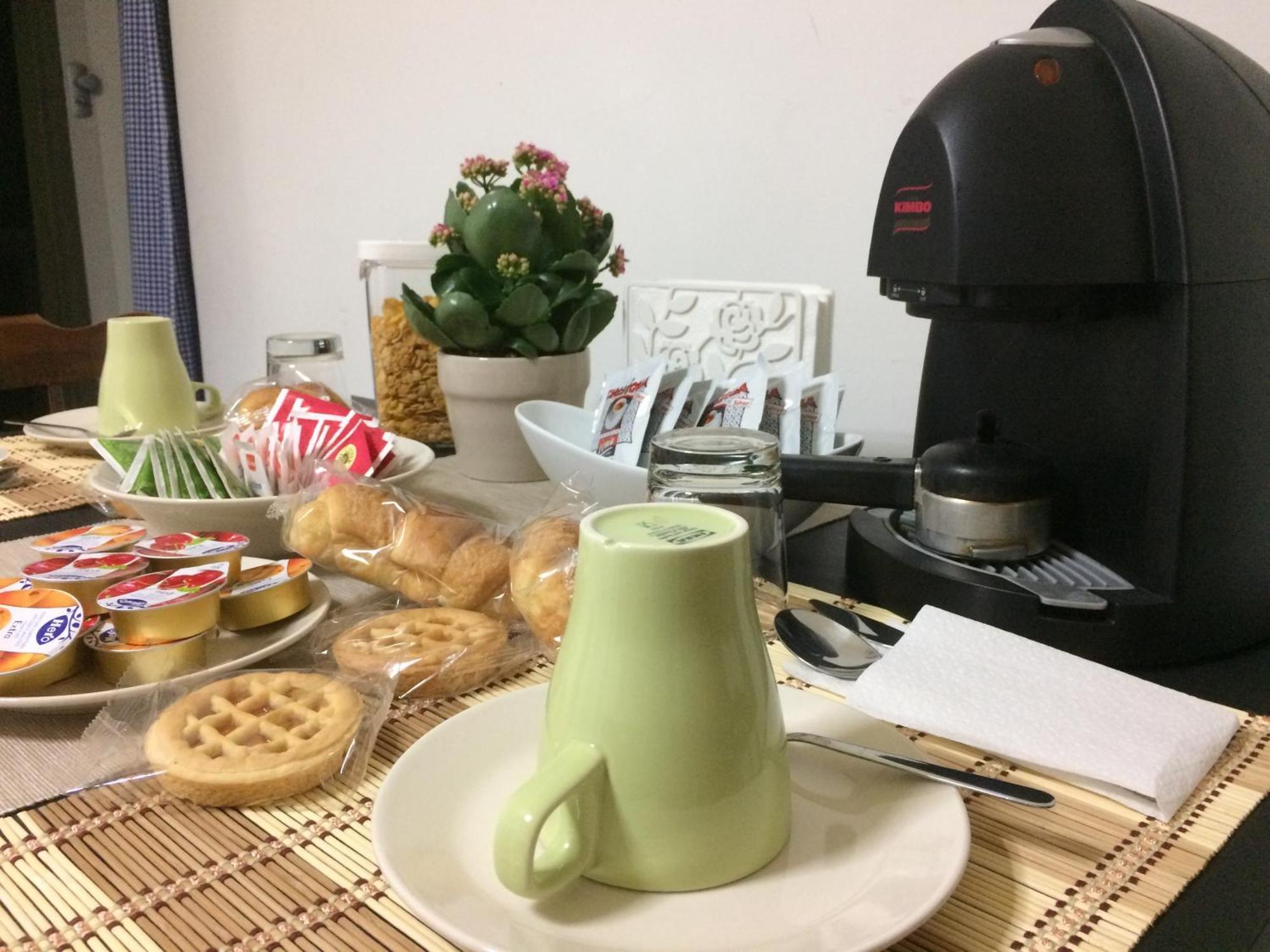 Apartment For 2 In Catania, B&B Le Voci Del Mercato Екстериор снимка